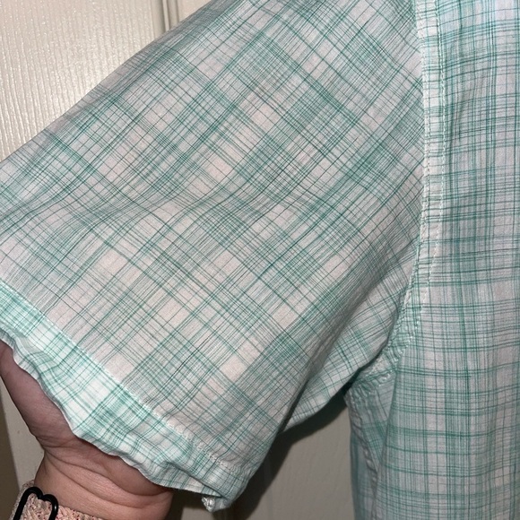Coleman button down - Mens size Small - Picture 2 of 5